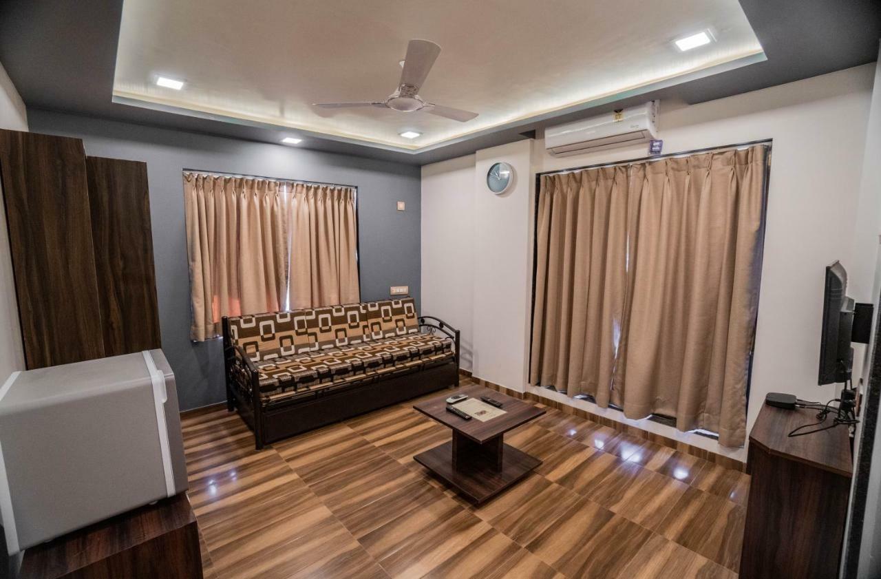 Pooja Villa Suites-Rooms And Pool, Igatpuri Exterior foto